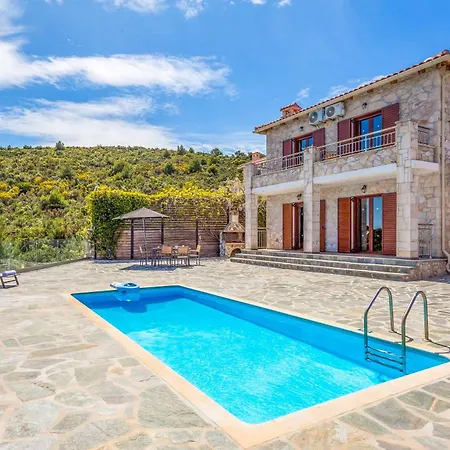 Orient Villa *