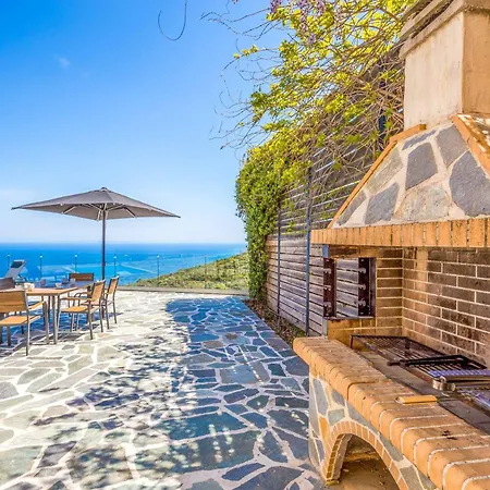 Orient Villa *